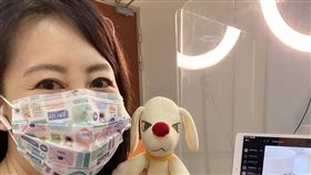 民進黨籍立委吳思瑤說，公私部門全力協力合作，卡疫苗的是有心人士，卡台灣的不是政府（圖／翻攝自吳思瑤臉書）