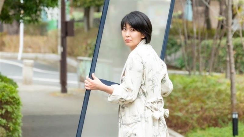 短評／因為愛　三任前夫放不下她