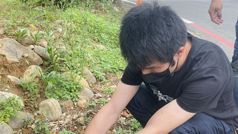 疑運將繞遠路！惡男利剪恫嚇搶小黃逃