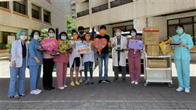 （圖／翻攝自侯昌明、曾雅蘭臉書）