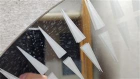 浴室裡就有！鏡面水痕很頑固　網分享超環保妙招：馬上擦掉（圖／翻攝自爆系知識家）