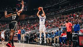 ▲柯瑞弟（Seth Curry）投進6顆三分球攻下24分。（圖／翻攝自76人推特）