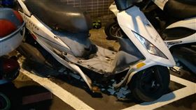 新北市，永和，永和分局，得和派出所，縱火，警用機車