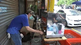 養殖業上街　賣泰國蝦「代客烤」求生