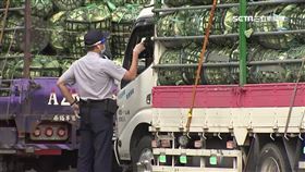 北農配送蔬菜，台北農產公司董事長黃向羣。(新聞台)