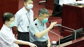 柯文哲，黃世傑