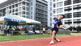 黃士峰東奧測驗賽飆85.03公尺台灣標槍好手黃士峰21日在中華田協舉辦的東京奧運測驗賽擲出85.03公尺，達奧運參賽標準（85公尺），將連2屆征戰奧運。（中華民國田徑協會提供）中央社記者黃巧雯傳真　110年6月21日