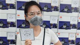 夏于喬發送安以軒募得的PAPR「動力濾淨式呼吸裝置」。（圖／翻攝自安以軒臉書）