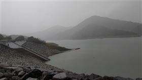 屏東各地雨勢不斷　牡丹水庫蓄水穩定度增受到滯留鋒面影響，5日屏東各地雨勢不斷，牡丹水庫進水量雖不多，但增加蓄水穩定度。中央社記者郭芷瑄攝  110年6月5日