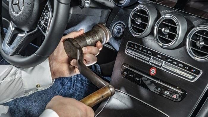 車鑰匙比鍋鏟大　回顧車鑰匙百年演進