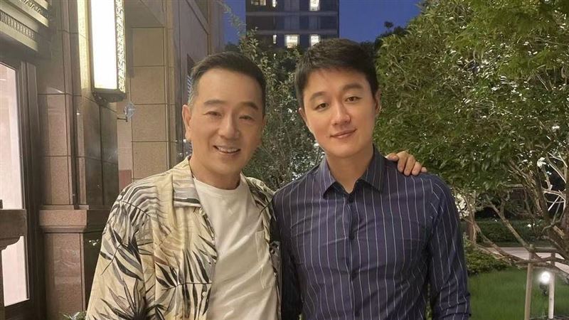 張晨光不哭！和失散15年兒子相見歡