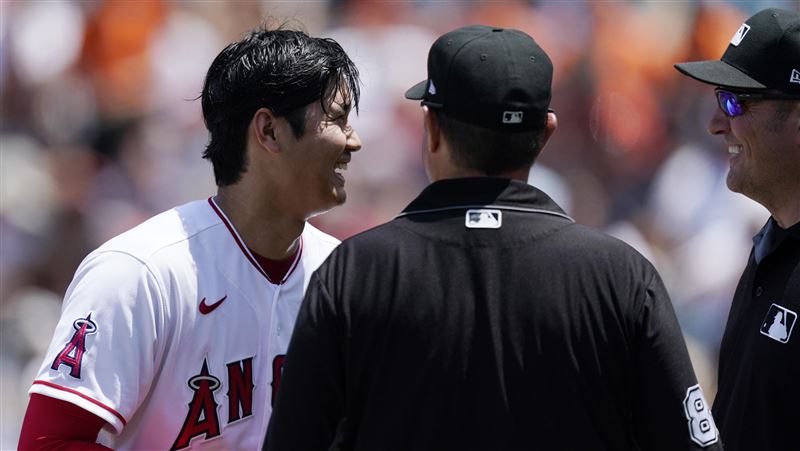 主動鬆開皮帶　大谷翔平燦笑回應裁判