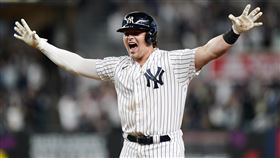 ▲沃特（Luke Voit）再見全壘打變再見安打。（圖／美聯社／達志影像）