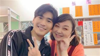 獨/鄭怡拉臉皮做這事 房東免收房租