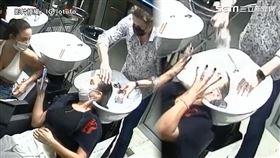 ▲美髮師Bruno Lotufo，日前PO出一段幫一名女顧客洗頭的畫面。（圖／IG/lotufo　授權）