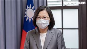 蔡英文為「三軍六校院畢業典禮」錄製致詞影片。（圖／總統府提供）