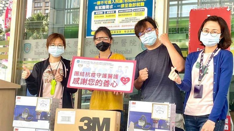 撐重症醫院！安以軒再送4台PAPR