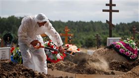 聖彼得堡染疫身亡人數增加，圖／路透社／達志影像