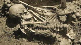 ▲日本筑波發現3000年被鯊魚攻擊的人類骨骸。（圖／翻攝自百度百科）