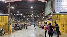 ▲新北家禽運銷合作社自27日零時起，員工、承銷員等都需持陰性證明才能進入。（圖／翻攝畫面）