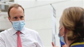 英國衛生大臣爆醜聞請辭！前財相賈維德接掌衛生部（圖／翻攝自）韓考克臉書