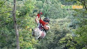 一般人只要過了三十五歲，骨質就會開始流失，若是不加以防範，年紀越大，骨質疏鬆的情形就會越來越嚴重，骨折的風險就會增加。