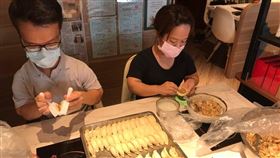 侏儒症患者開火鍋店，小聚人火鍋（圖／受訪者提供）