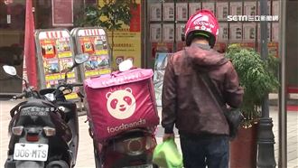 點14杯飲料遭檢舉群聚　警：僅4人