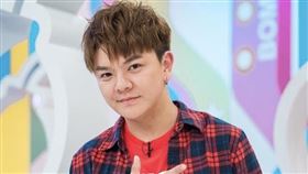 曾治豪接下新節目直播。（圖／《奇幻直播間》提供）