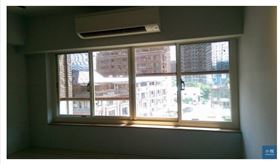 窗外擺「神物」降溫　成功省電38%（圖／翻攝自姥姥，一桌四椅）