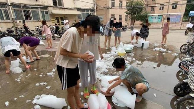 氣溫39度宿舍沒空調　大學急買冰塊