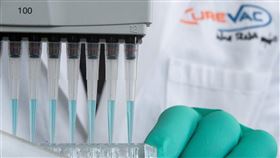 德國生技公司CureVac公布他們2019冠狀病毒疾病疫苗最終試驗結果，證實效力僅48%。（圖／翻攝自facebook.com/CureVac）
