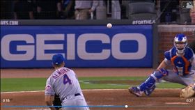 ▲阿莫拉（Albert Almora Jr.）登板投球慘挨3分砲。（圖／翻攝自勇士推特）