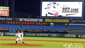 ▲鄭雨藍902場登板破韓國職棒紀錄。（圖／韓火鷹球團提供）