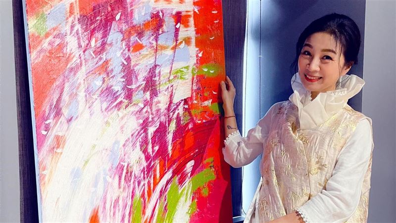 女星遭嗆：有錢不做善事！賈永婕緩頰