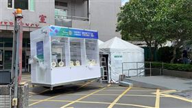 扶輪社,總監,正壓採檢站,新冠疫情,公益,捐贈,陳時中(國際扶輪提供)