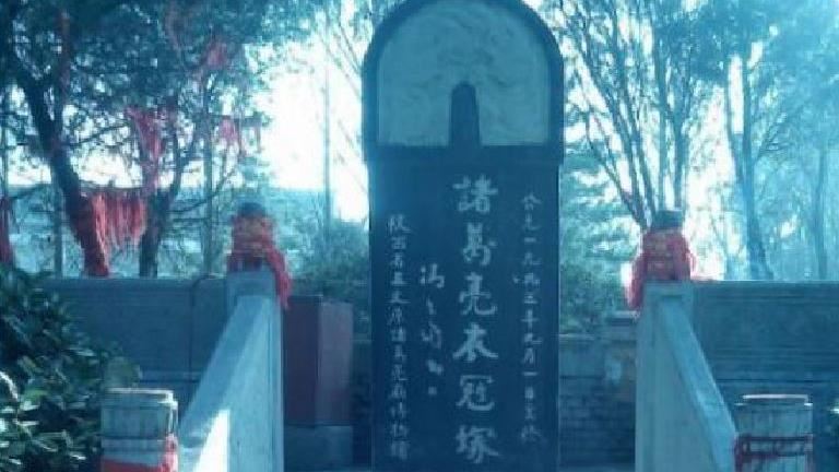 見孔明墓中景象！專家驚：傳說是真的