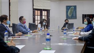 台積電、鴻海永齡買疫苗　最新進展曝