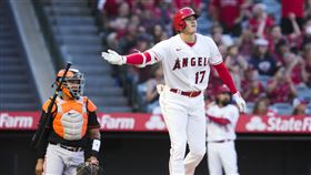 ▲大谷翔平踏出確信步。（圖／美聯社／達志影像）