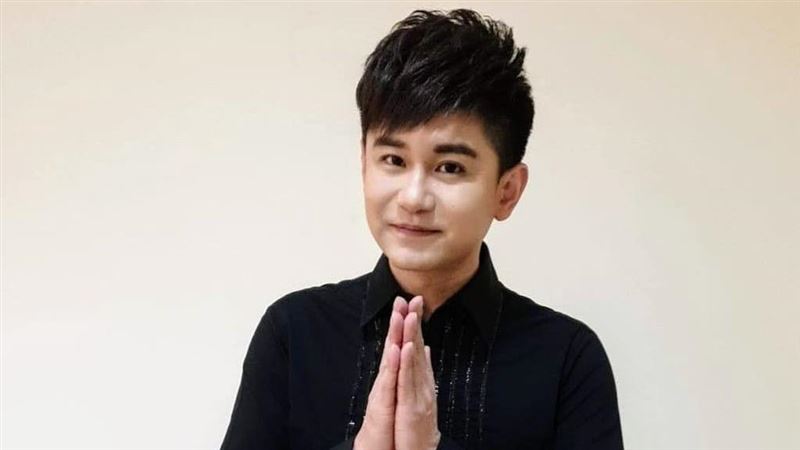 陪爸爸打疫苗後開始咳嗽　男星急快篩