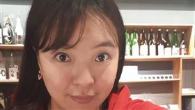 演員「宣宣」陳伶宣2年前嫁給大12歲的胃腸肝膽科醫師林暘朝。（圖／翻攝臉書）