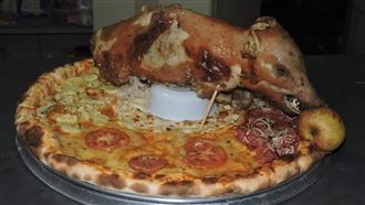 香菜豬血糕算什麼？巴西披薩放整隻豬