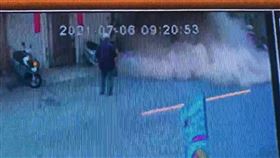 潭子民宅倒塌，驚險一瞬間，坍塌，監視器 