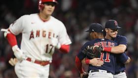 ▲大谷翔平打進佈陣，無緣擊出再見安打。（圖／美聯社／達志影像）