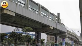 淡海輕軌「淡金鄧公站」