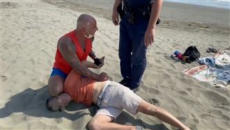 辣妹遭偷拍…德籍武術家擒拿偷拍狼