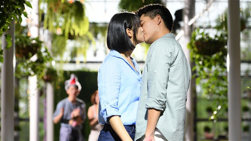 王傳一接吻像爸爸　視訊女兒被打槍