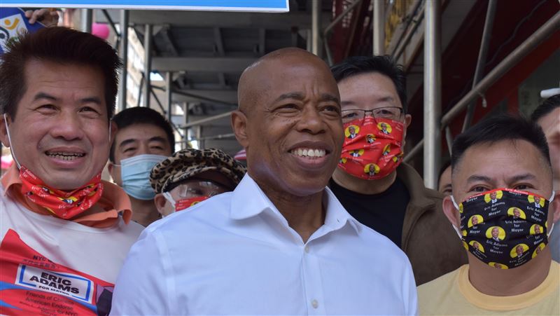 強敵相繼認輸　他出線紐約市長選戰
