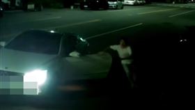 台中,修車費,欠款,堵人,砸車,惡煞（圖／翻攝畫面）