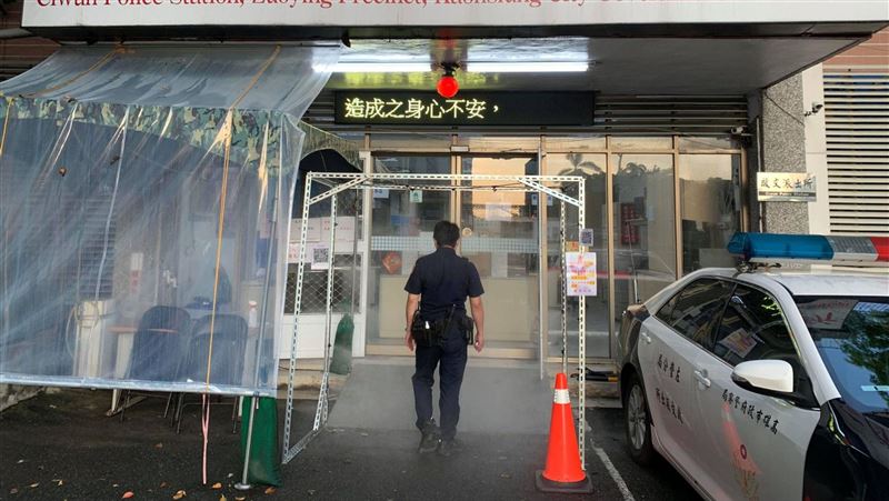 高市警自製防疫消毒門　成本不到1萬